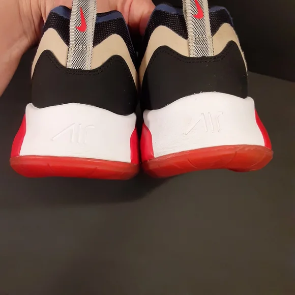 - NIKE AIR MAX 200 2019 TEAM GOLD UNIVERSITY RED BLACK AQ2568-700 MENS SIZ… - Picture 10 of 15